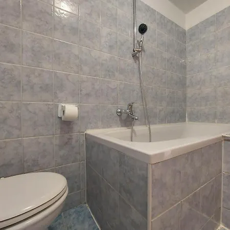 Baburic * Pinezići